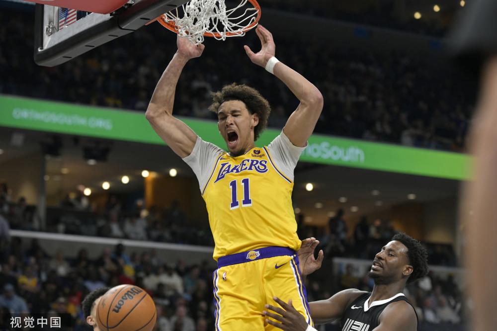 以及对球员 以及对球员