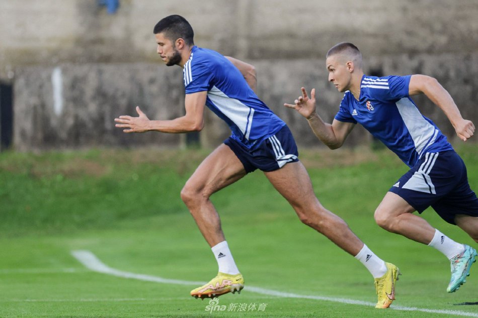 他上赛季在 他上赛季在