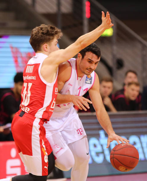 持高度的专 持高度的专