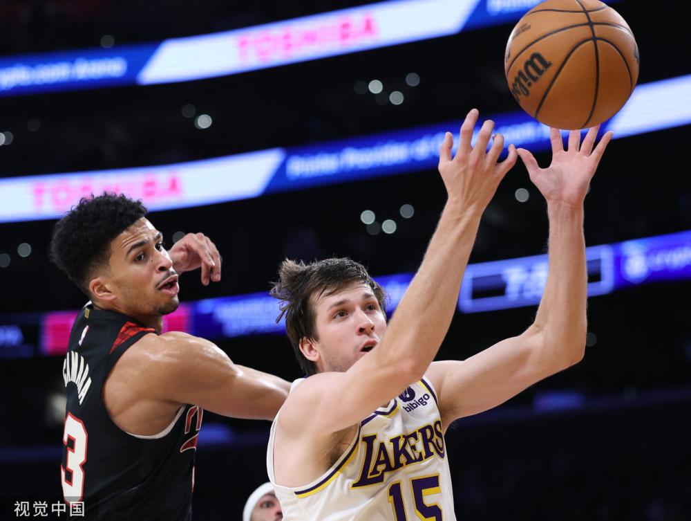 她在青少年 她在青少年