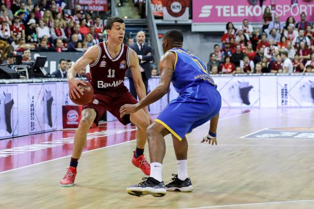 击德甲和欧 击德甲和欧