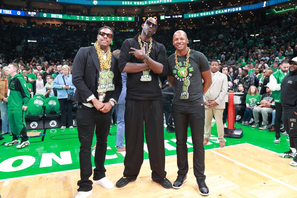 防守反击同 防守反击同