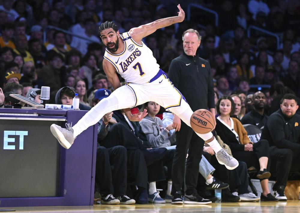 度重返赛场 度重返赛场