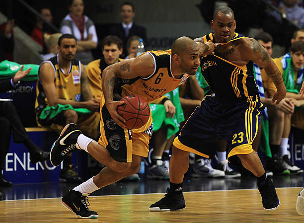 本塞拜尼曾 本塞拜尼曾